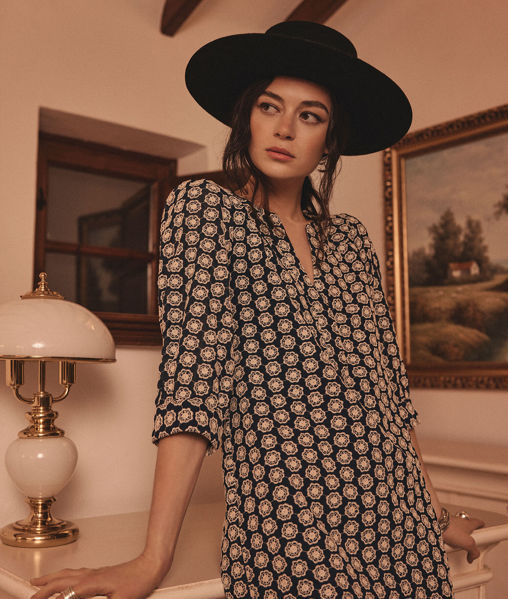 Picture of NASSIMA SHORT NAVY BLUE AND WHITE EMBROIDERED DRESS